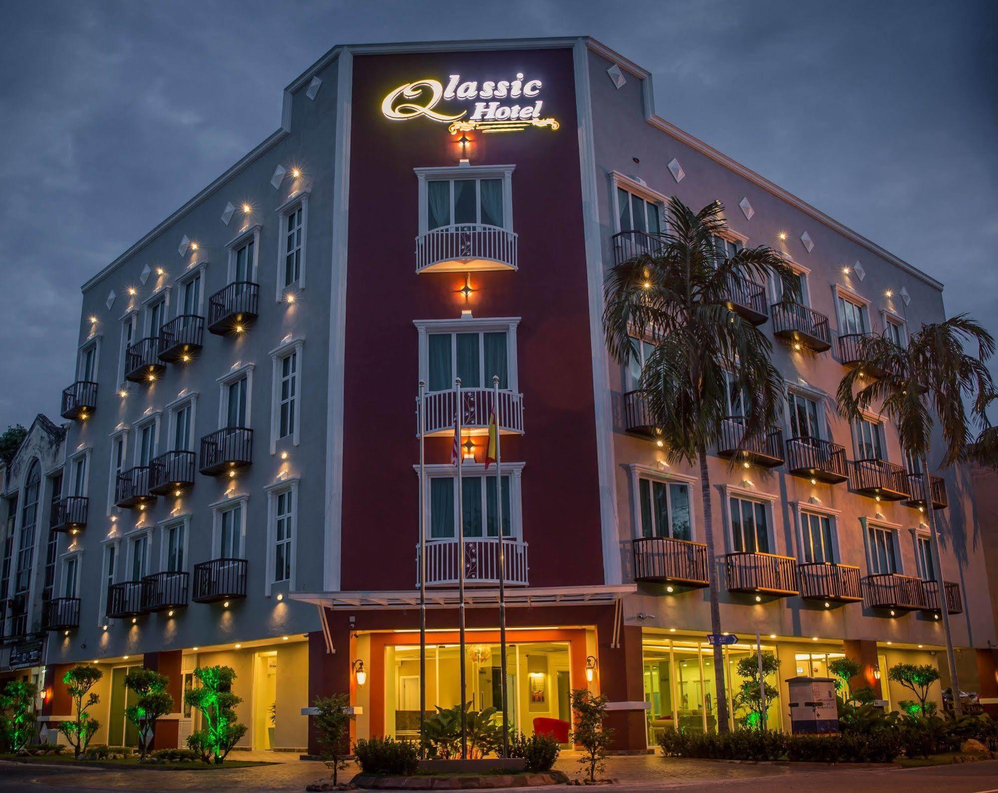 Qlassic Hotel Sepang Exterior foto